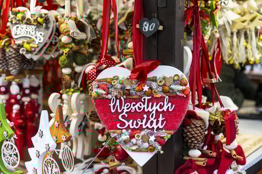 Jarmark Bożonarodzeniowy 2024 we Wrocławiu - na zdjęciach produkty, które można kupić na jarmarku
